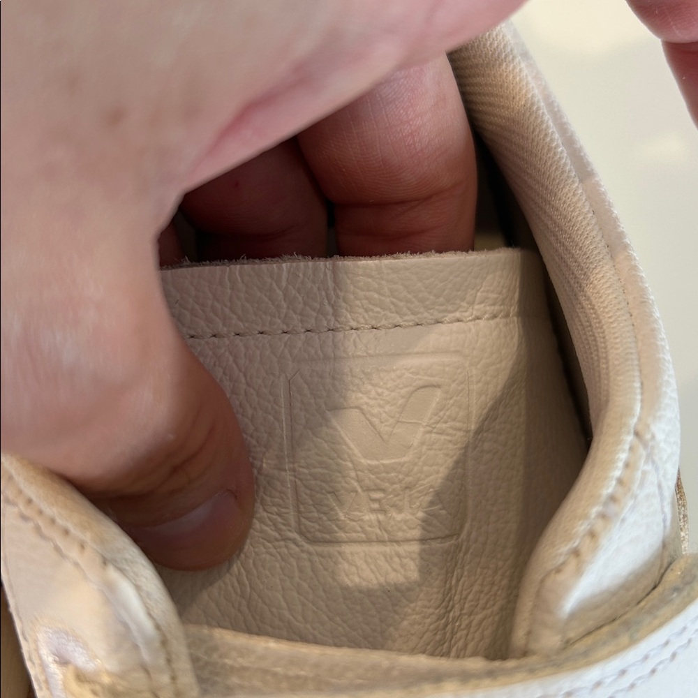 Veja Recife Leather White Platine Sneaker Size 9US/40EUR - Picture 14 of 14